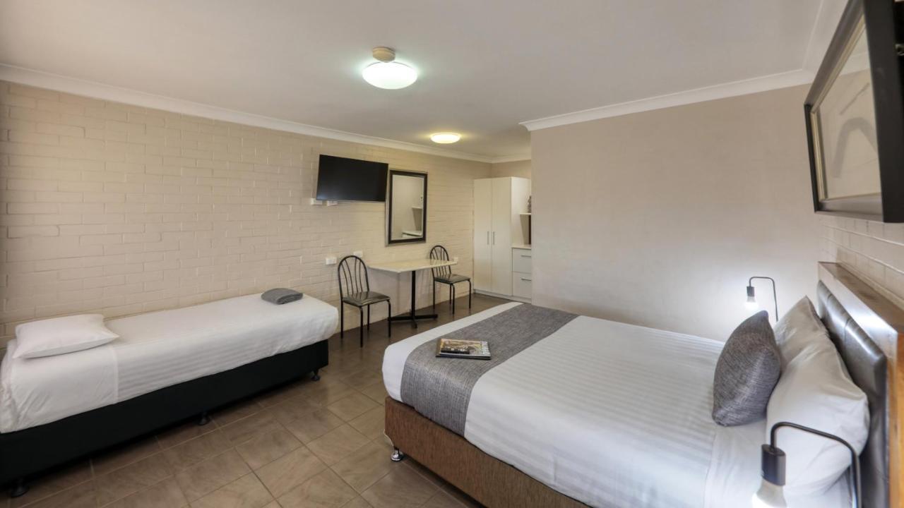 Country Leisure Motor Inn Dubbo Exterior foto